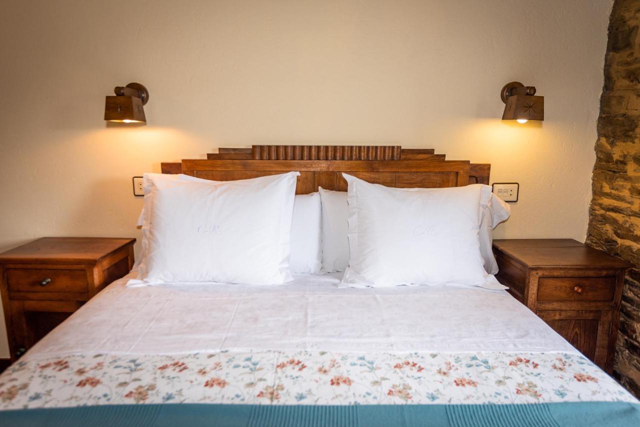 Apartamentos Rurales Casa Riveras Santa Eulalia de Oscos Luaran gambar