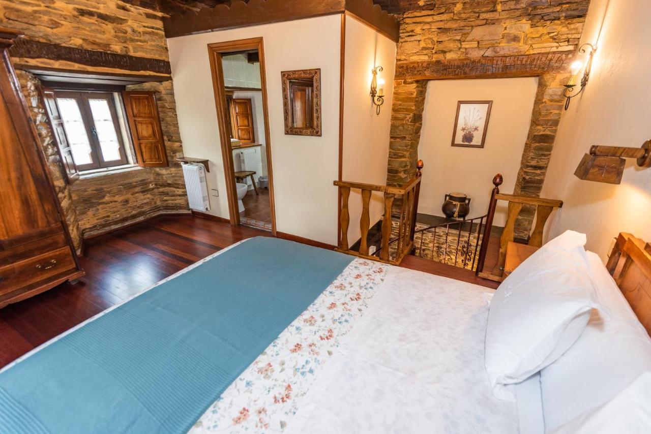 Apartamentos Rurales Casa Riveras Santa Eulalia de Oscos Luaran gambar