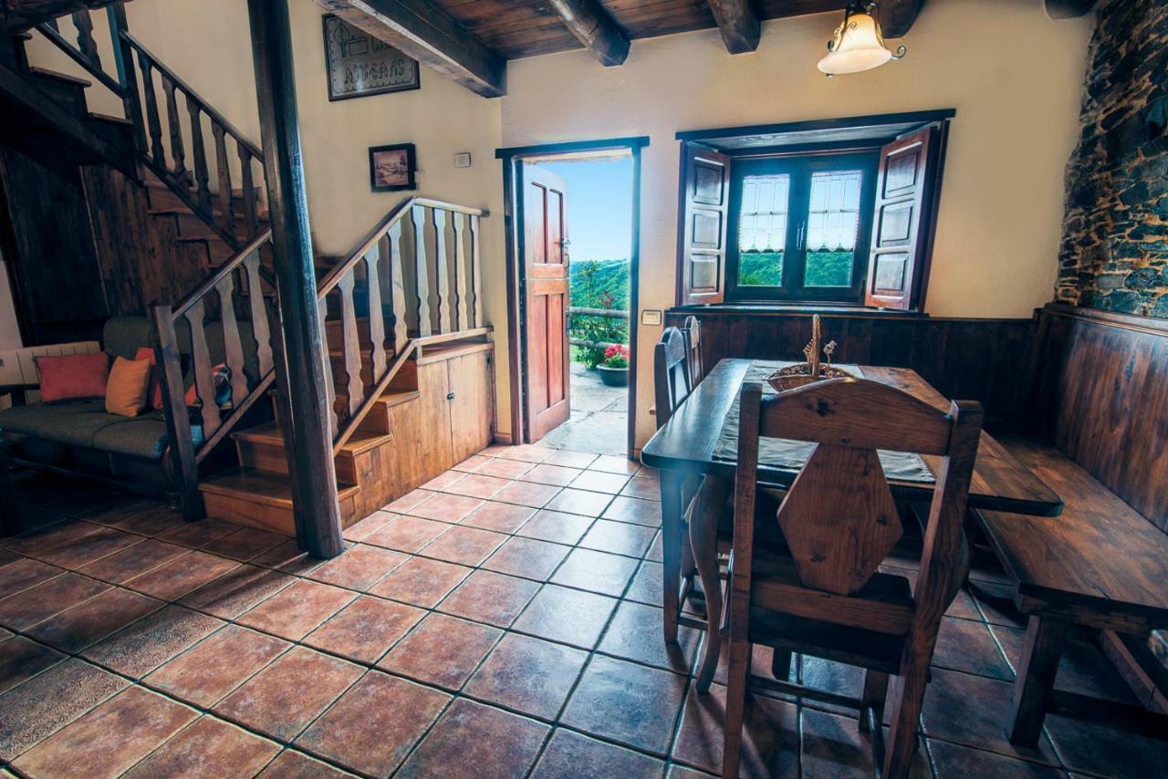 Apartamentos Rurales Casa Riveras Santa Eulalia de Oscos Luaran gambar